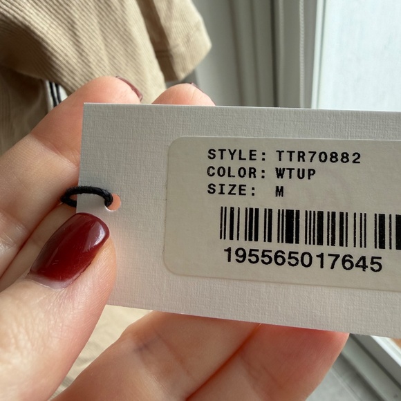 AG Jeans Ribbed Top Size Medium - Picture 3 of 6